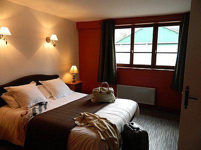 Logis - Auberge Du Colombier Guines ภายนอก รูปภาพ