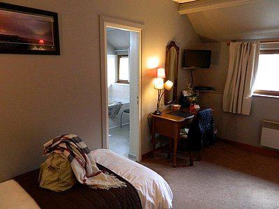 Logis - Auberge Du Colombier Guines ภายนอก รูปภาพ