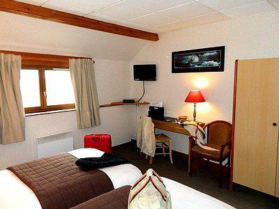 Logis - Auberge Du Colombier Guines ภายนอก รูปภาพ